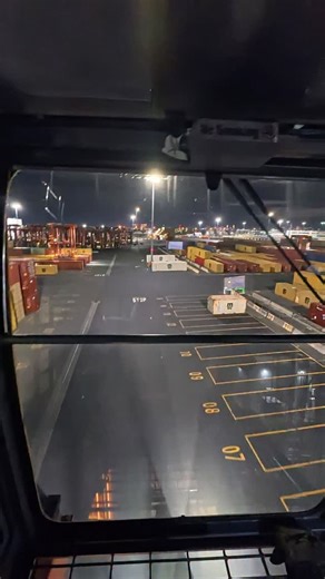 The Machine Operator on Instagram: "Are reefers handled differently? @trucker_gang #ila #fyp #pov #straddlecarrier #bluecollar ilwu themachineoperator"