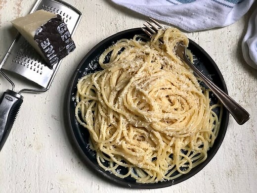 Spaghetti with Butter, Egg, and Cheese ...a simple, weeknight supper