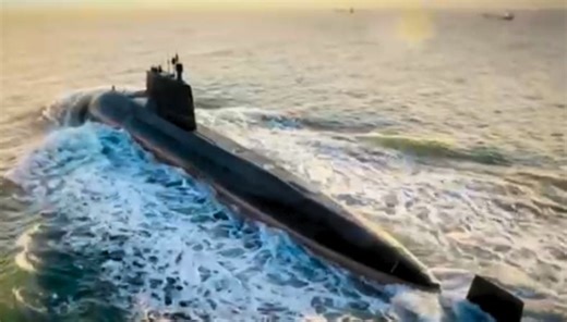 Pakistan Navy commissions first Hangor-class submarine in China