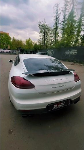 PORSCHE PANAMERA GTS 4.8