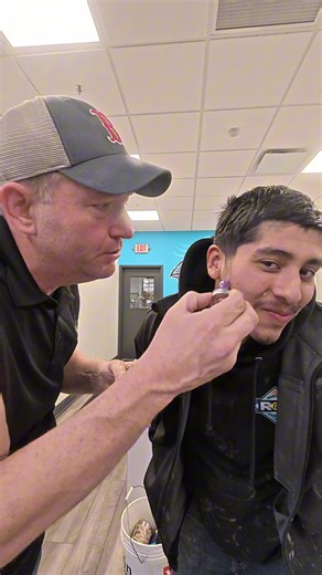 Technician Makeover?👀😂 #comedy #hvac #plumber #electrician #hvaclife | Electrician