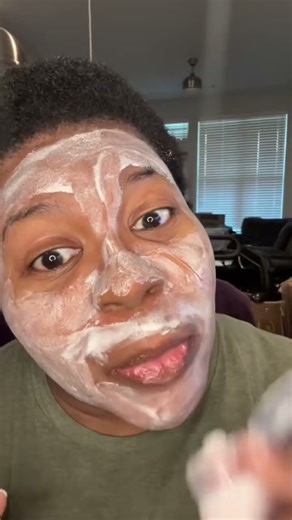 Let’s try out the viral medicube collagen mask & booster serum duo!