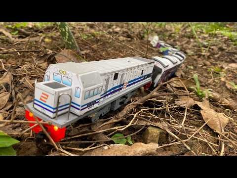 Mencari dan Merakit Mainan Kereta Api CC201 Vintage | Menemukan Miniatur Kereta Api Indonesia