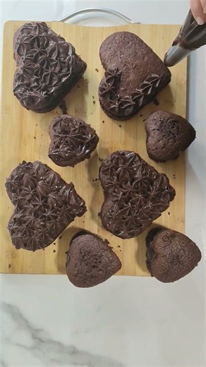 👉 Easy Chocolate Cake | Soft & Moist Chocolate Cake 🎂🍫