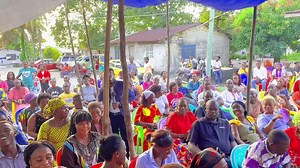 5.3K views · 403 reactions | Sometimes The People We Explain Our Problems To Are The Ones Behind The Problem. Avoid People Who Are Close To People That Dislike You. They Are Dangerous. Christ Have Set Us Free! Do Not Allow Yourself To Slave Again. Don’t Be Entangled Again With The Yoke Of Bondage. Galatian 5:1 #PrayTrustBelieveWait #PropheticEncounter #COSIWorldWide | Church of Synagogue International | Facebook