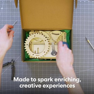516 reactions · 80 shares | Designed by experts and tested by kids, Eureka Crate offers a chance to build something amazing, while learning something new. | KiwiCo | Facebook