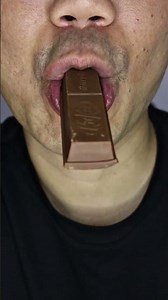 ASMR | KitKat Chunky Delight 🍫 #DoctorTristanPeh #ASMR