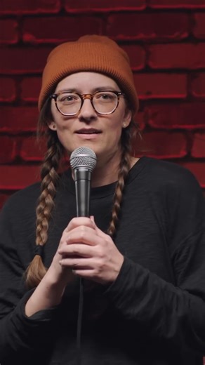 EMILY CATALANO is in Burlington, VT THIS WEEKEND! FRI/SAT | 7pm & 9pm bit.ly/VCCthisweek Emily Catalano is a Los Angeles-based comedian who made her late night stand-up debut on CONAN and has gained recognition through viral clips on social media. Known for her slow pace and dry humor, Emily’s talent for crafting jokes out of everyday situations has received attention from Time Out LA, who named her a “Comic to Watch.” Vulture praised Emily’s punchlines, saying, “They hit especially hard because