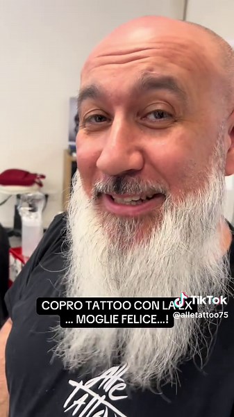 Copro Tattoo con la Ex: La Moglie Felice