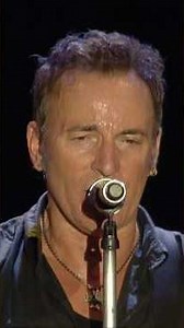 Bruce Springsteen - Hard Times Come Again No More - Live in Hyde Park (06/28/2009)