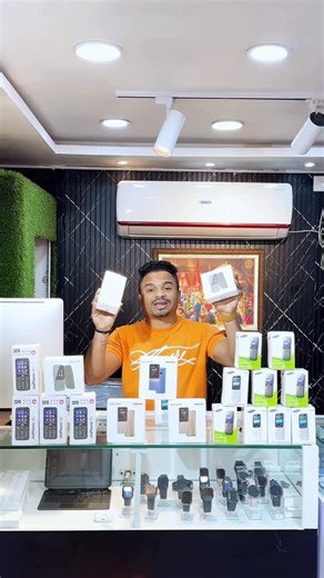  AppleHolic World  on Instagram: "Simple phones, pure reliability ❤️ Keypad phones with Dual SIM – perfect for Mom, Dad, Grandpa & Granny. Starting at just ₹1500 only at AppleHolic World Telecom. . . . . . . . . . . #AppleHolicWorld #KeypadPhones #DualSimPhones #PhonesForParents #SeniorCitizenPhones SimpleIsBest AffordableMobiles Karjat TrustedStore BestDeals"