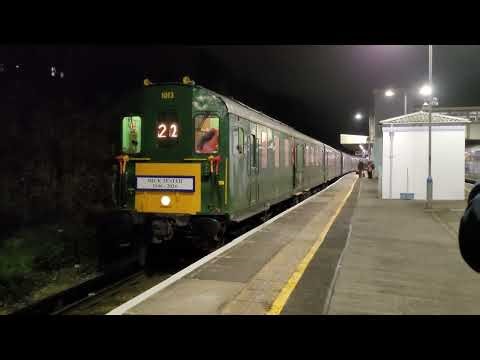 HDL Class 201/202 DEMU 1013/1001 departing Hastings