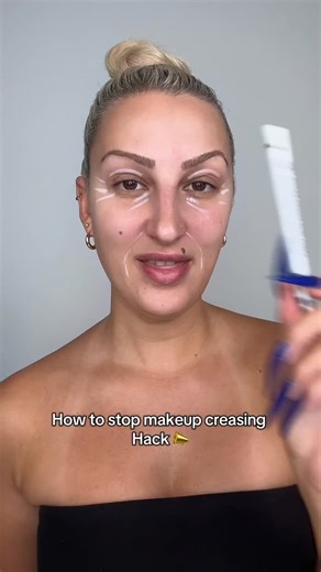 How to stop makeup creasing hack using our Eye Primer ✔️ Try it for yourself, it really does help We love a good makeup hack and a multi-use product! #glamraider #makeuptips #makeuphack #highimpacteyeprimer #primer | Glam Raider