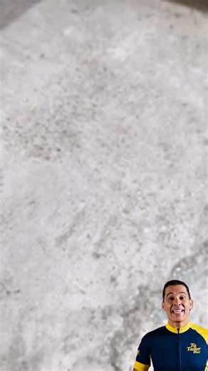 Tu taller bici on Instagram: "Así fue como Javier se ahorró 150 USD en mano de obra... 💸🔧 Javier tenía pánico de tocar sus bielas nuevas. Pensaba que si las desmontaba, nunca volverían a quedar bien o dañaría el cuadro. Con el Módulo de Transmisión de mi curso, aprendió que el secreto no es fuerza bruta, es técnica. 1. Aplicación de grasa correcta (adiós óxido y crujidos). 2. Alineación perfecta del eje. 3. Apriete controlado. Un montaje más suave y silencioso que el del taller local, hecho en