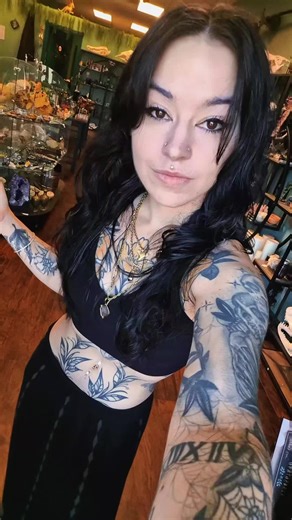 creepbae (@creepbae)’s videos with Vocals only victorious by Panic at the disco - Prince Magnus