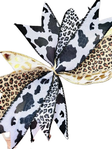 Let’s DIY an easy layered bow! Perfect for beginners! Also available for purchase in our TikTok shop. #diy #craft #handmade #smallbusiness #sidehustle