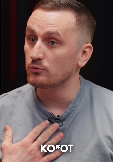 FACE OFF BOL OZAJ ZAUJÍMAVÝ 😂 Videl si už najnovší diel FACE OFF? Ak nie, utekaj to napraviť lebo o zaujímavé situácie ozaj núdza nebola. Vezmi si popcorn a nabiehaj na náš YouTube. 👊🏼 Fight Night Challenge sa vracia už 9. mája s nabitou kartou, ktorú si nemôžeš nechať ujsť. Buď pri tom! Kúp si lístok s kódom „PRVAVLNA12“ a ušetri. 🤑 @FLEXKING @Vybavenko #fightnightchallenge