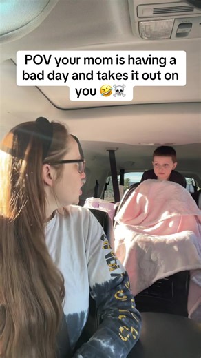 like bro what did I do? 🤣 #realisticmom #relatablememes #funnylipsync #momandson #momedy