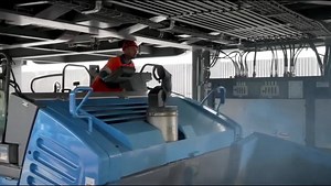 1M views · 10K reactions | دنیا کیا سے کیا ہو گئی ۔۔ سڑکوں کی مرمت...