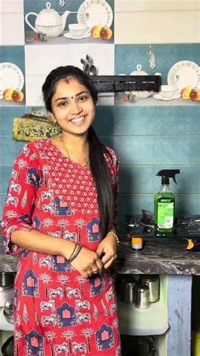 Cleaning greasy gas stoves is now so easy! 🧼 Even tough stains disappear with a single wipe!