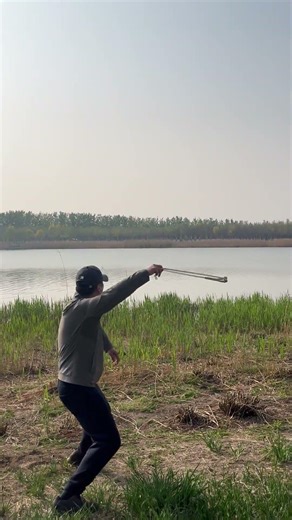 Handmade Sling: Is this range for real?#slingshot #handmade #archery #primitivetechnology