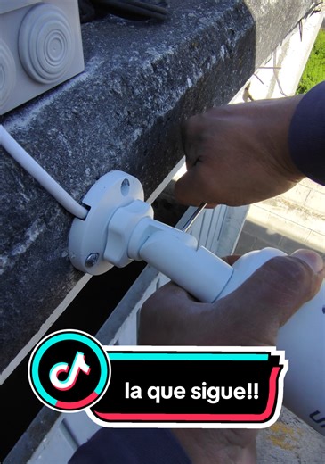 Instalación de Cámara Antibandalica ZKTeco