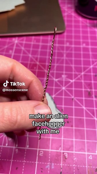 Create an Alien Romulus Popcorn Bucket for Parties