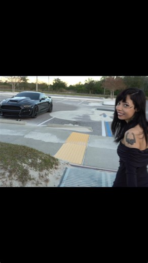 I support what she wants. She wants to vlog. #fyp #Devinsynced02 #egirl #couple #gfmemes