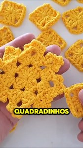 181K views · 2.7K reactions | Tem passo a passo completo no canal! Nome do vídeo: Trilho de mesa em crochê | Como emendar as flores | Blog do crochê - Samuel Ramos | Facebook
