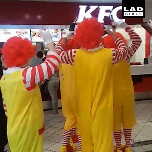 They let KFC know their true feelings 😂😂 | LADbible