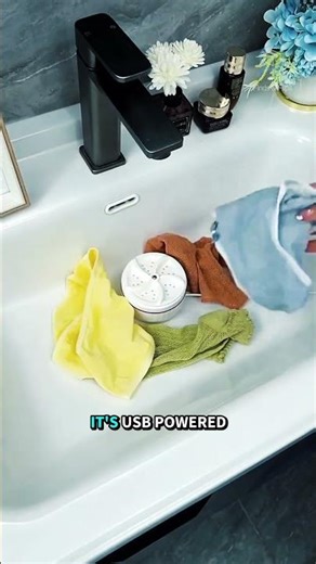 How to wash clothes without a MACHINE! 🧺⚡ (Travel Hack)