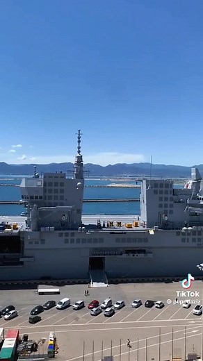 16K views · 719 reactions | LHD TRIESTE L9890 Fulge Super Mare ⭐ #navimilitariitaliane  #navetrieste ⚓ #lhdtrieste #fblifestyle #italiannavy | Navi Militari Italiane | Facebook