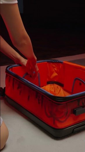 Vali American Tourister X Stranger Things #americantourister