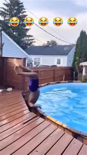 Boom funny on Instagram: "funny moments comedy clips😆😆 #funny #comedy #shorts #comedy #comedymoments #funnyclips"