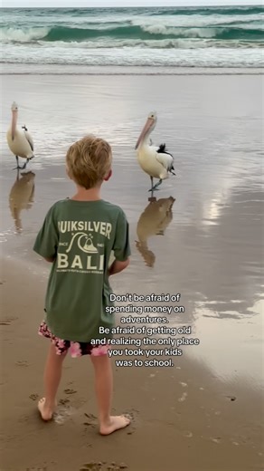 Kristin Valen Certified Health Coach & Biologist on Instagram: "Nothing compares to learning like this. The world is the best classroom🩵 #worldschooling #traveltheworld"