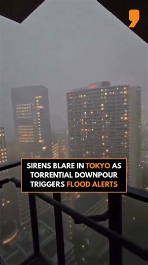 Unprecedented rainfall has triggered chaos in Japan's Tokyo, with sirens blaring across the city, alerting residents of severe flood risks. #tokyo #japan #tokyorains | NEWS9