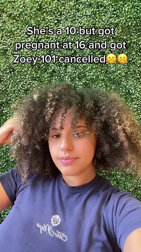 Where to Watch Zoey 101 Season 3 Online