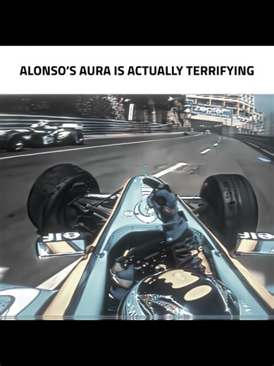 Alonso’s aura is actually terrifying: 2004 Monaco GP Reaction 🏎️🔥 Crashing in the 2004 Monaco GP tunnel at 200 km/h would be a nightmare for most drivers, but for Fernando Alonso, it was just an opportunity to send a 'message.' After hitting the barriers while trying to lap Ralf Schumacher, Alonso—even as his car was sliding out of control—let go of the steering wheel to give his rival that famous middle finger, marking one of the most 'savage' moments in F1 history. #formula1 #f1 #fernandoalo