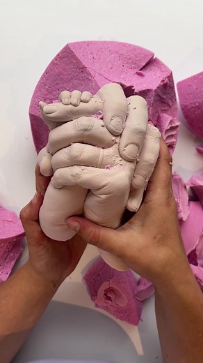 Creating Lifelike Keepsakes with Alginates and Moulds