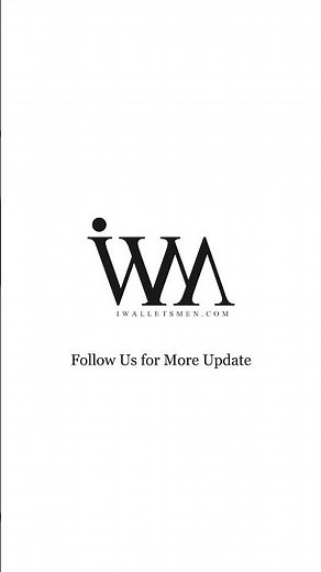 Two Tall Girls Show Off Cute Mini Skirts in Chinese Street Fashion