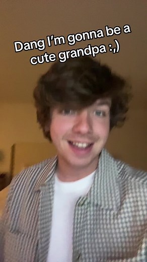 I’m like that guy from Pixar’s “UP” 🤍