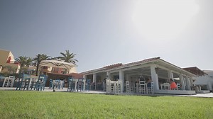 allsun Hotels präsentiert: Herzlich willkommen im allsun Hotel Zorbas Village 🌞🌴⛱ Wann kommt Ihr uns besuchen? allsun – Urlaub zum Wohlfühlen #allsun #allyouneedissun #griechenland #kreta #zorbasvillage #annisaras #sonne #strand #meer #pool #spa #relax #video #hotel #fitness #zusammen #together #allsuntogether #alltours #urlaub #urlaubzumwohlfühlen | allsun Hotels