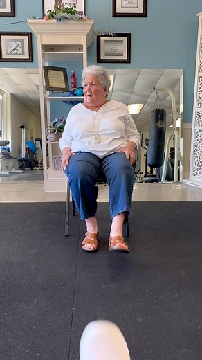 #CardioMonday — Why Seated Leg Extensions Are a Great Cardio Exercise for Seniors 👇Subscribe Trainer June 👇 Seated leg extensions aren’t just a strength move — they can also be a safe and effective cardio option for older adults. When you do them with a steady pace and higher repetitions, your heart rate goes up without stressing your joints. ✨ Why It’s Great for Seniors ✔️Low-impact cardio: Easy on the knees and ankles while still raising the heart rate. ✔️Safe and stable: Sitting provides su