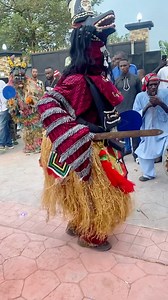 An African Masquerade. Guess the country. | Savalou Bénin