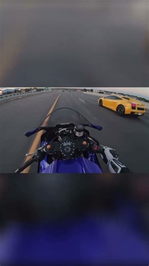 Even old Lambo’s are 🤌🏼 #moto #sportbike #bikelife #supercar