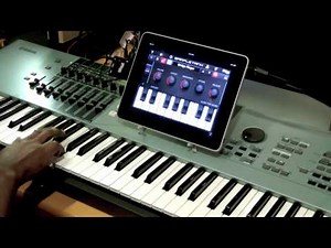 Urban Grooves with SampleTank for iPhone / iPod touch and iRig MIDI