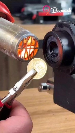 This man is very genius #tecnica #tips #make #ideia #tricks #handmade #invention | Room 79 Clips