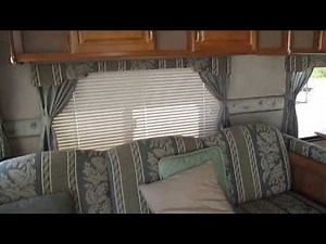 2004 Prowler by Fleetwood model 830Y Lynx Series