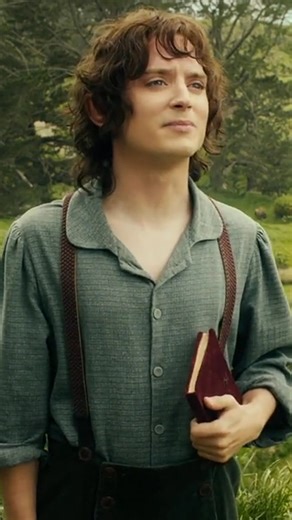 Elijah Wood, aka Frodo, revealed he only recently began reading The Lord of the Rings, 27 years after filming began