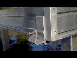Quick Connects™ on FLOE Sectional Docks